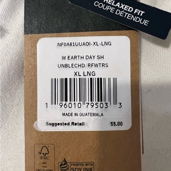 The North Face XL Earth Day shorts with pockets - Picture 7 of 7